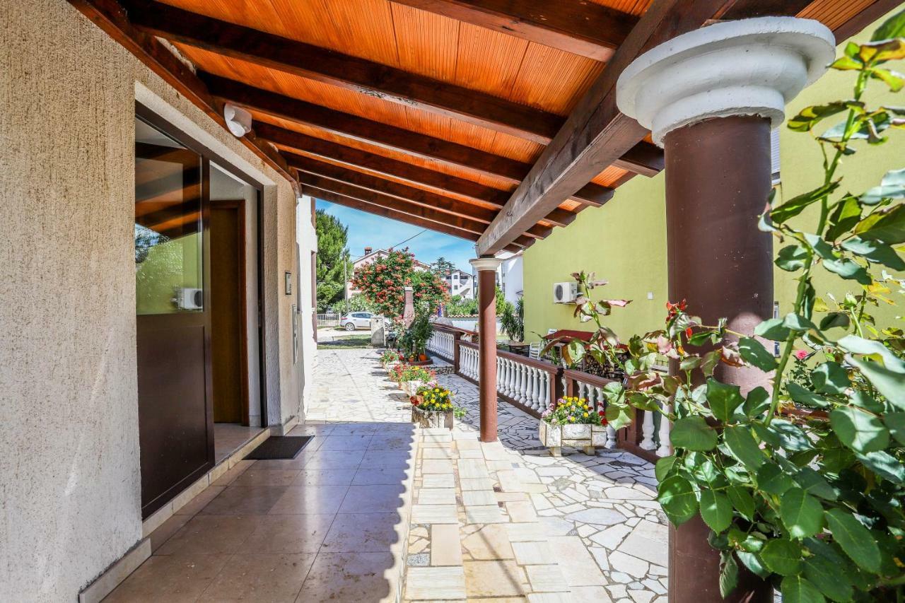 Medulin Riviera Apartments Goran מראה חיצוני תמונה